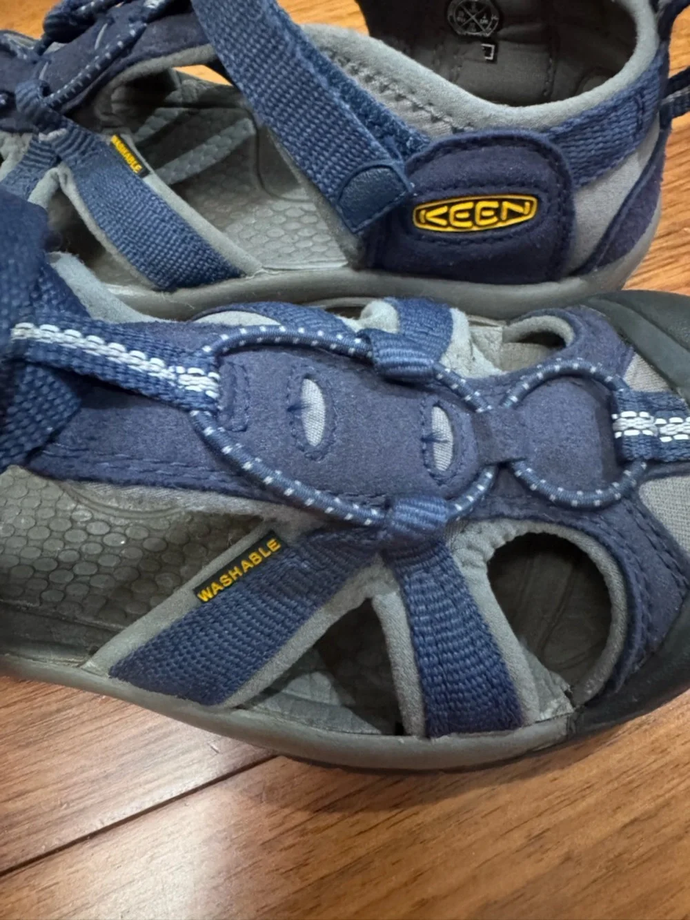 Keen Kids Navy Blue and Gray Closed-Toe Sandals